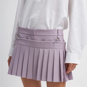TIBI GRAIN DE POUDRE CONVERTIBLE PLEATED SHORT LILAC